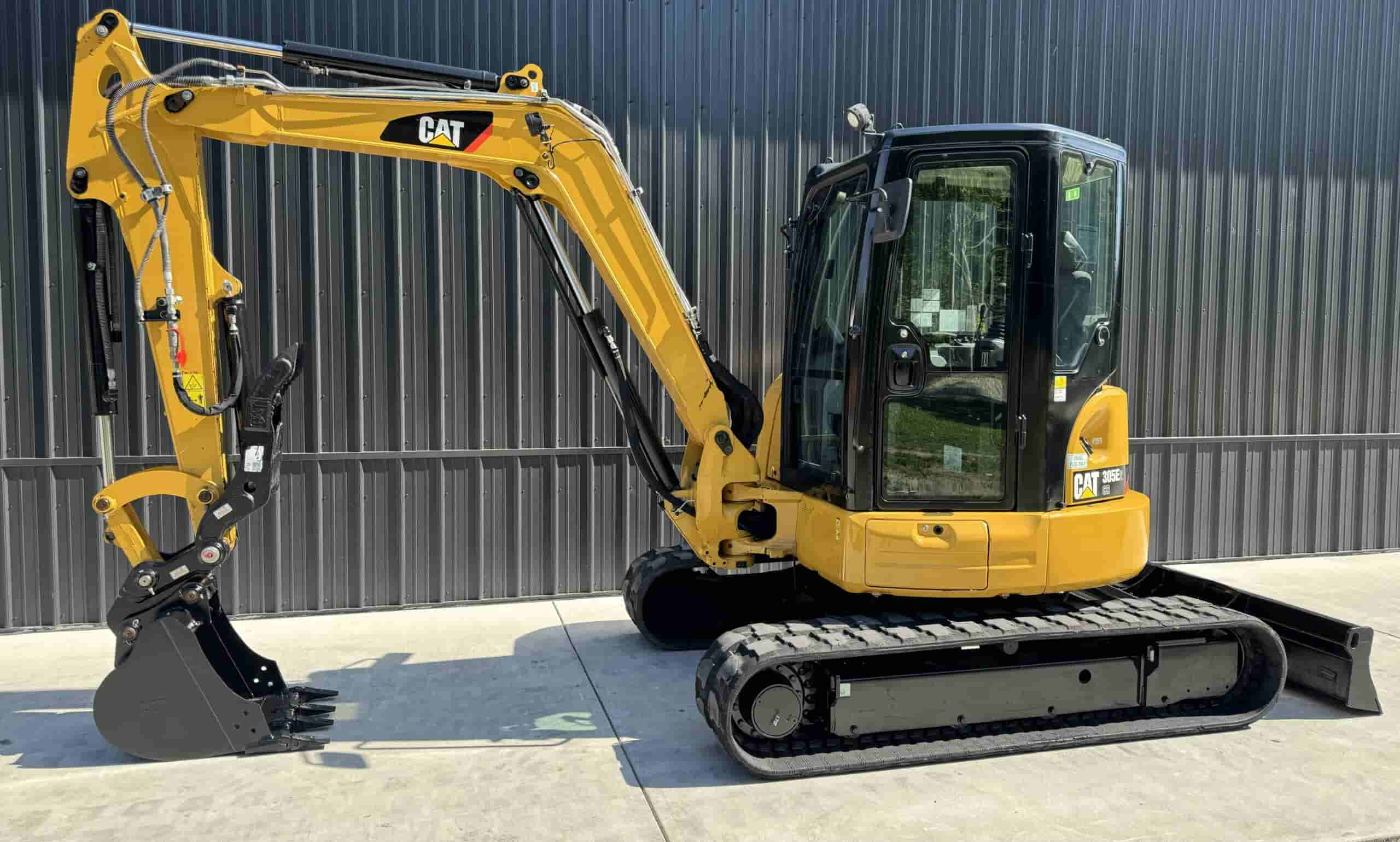 2019 CAT 305E2
